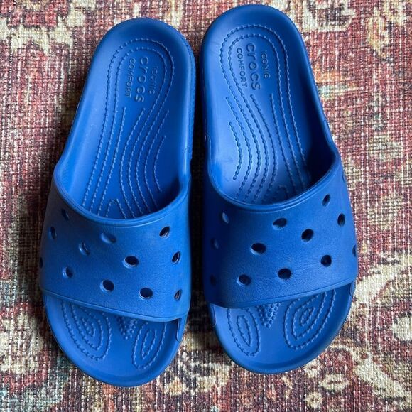 CROCS Shoes - Blue Crocs Slide Sandals size M4 W6
